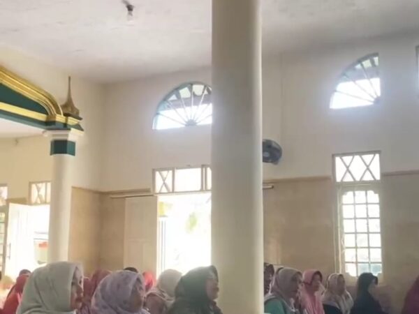 Jumat Berkah Ngaji Pagi Rutin Bareng Abah Buchori