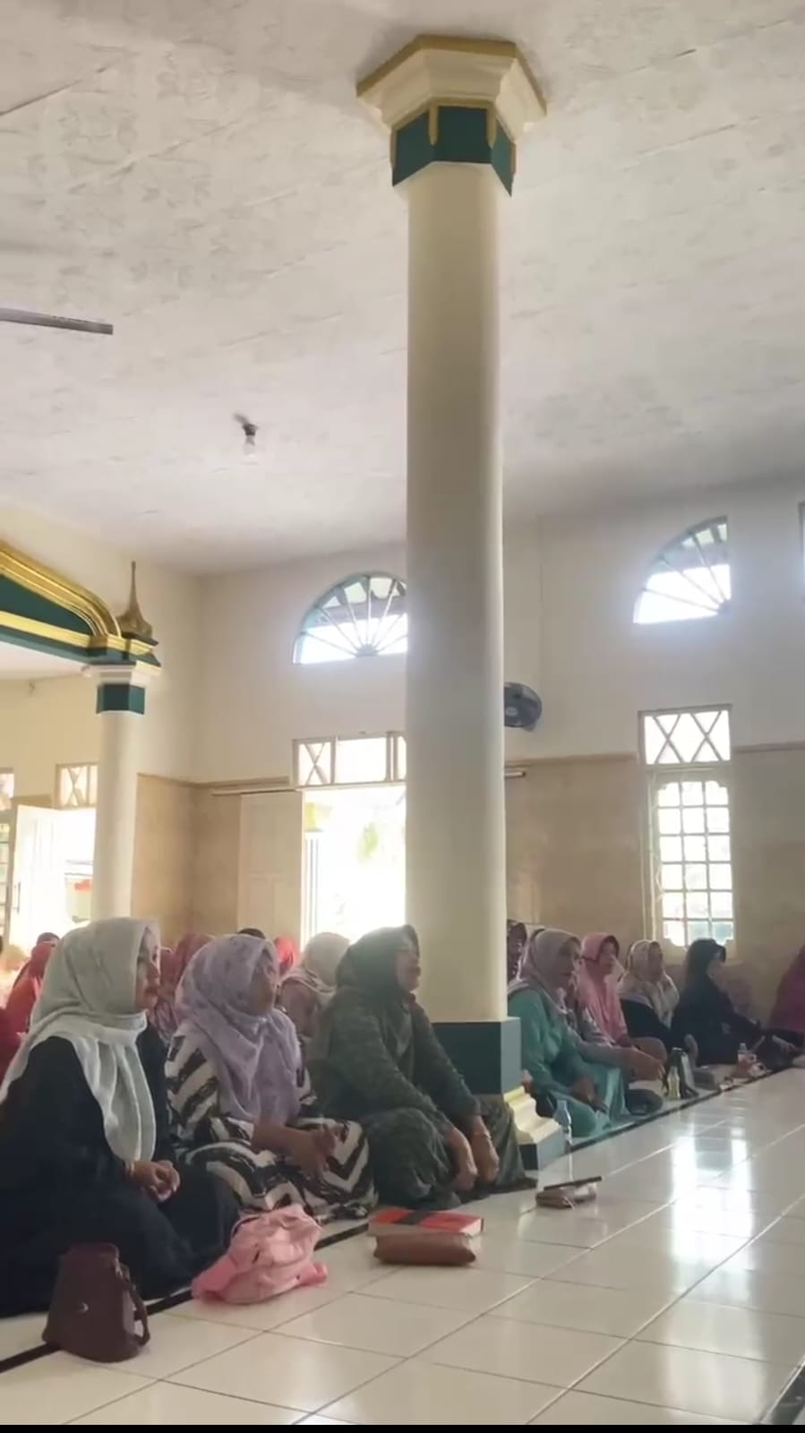 Jumat Berkah Ngaji Pagi Rutin Bareng Abah Buchori
