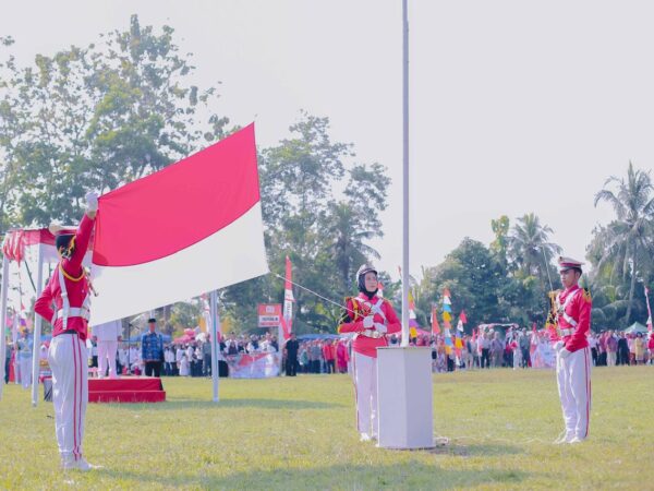 Upacara Hari Ulang Tahun RI ke-80 di Lapangan Mayasinga di Desa Panulisan